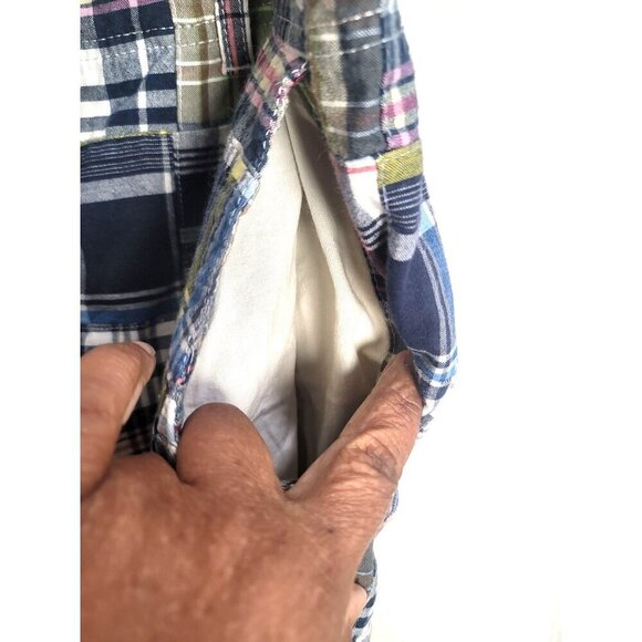 Old Navy Men's Patchwork Plaid Cargo Shorts With Multiple Pockets Size 34 - Picture 4 of 11